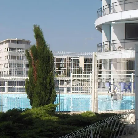 De La Sole T3 4 Pers Les Minimes Avec Piscine *