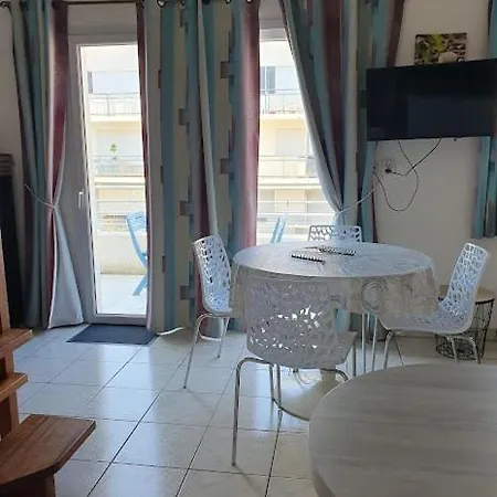 Apartment De La Sole T3 4 Pers Les Minimes Avec Piscine